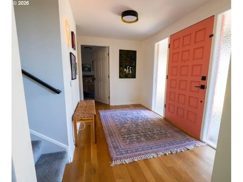 1520 W 28th Pl, Eugene, OR 97405 - #2