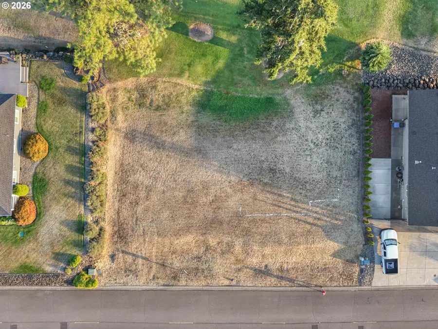 1772 Scardi Blvd, Sutherlin, OR 97479 - #3