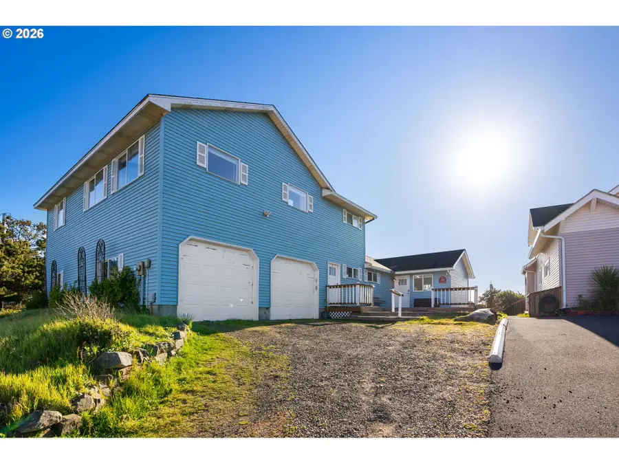 259 S Pacific St #16, Rockaway Beach, OR 97136 - #3