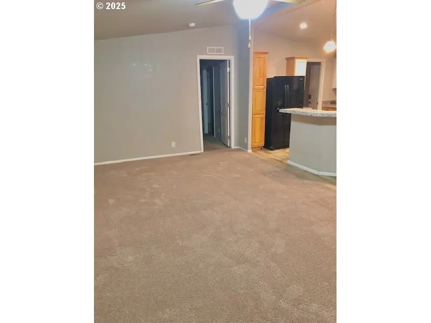 1415 S Bertelsen Rd #143, Eugene, OR 97402 - Image #3