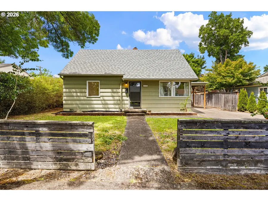 1572 Mckinley Ct, Eugene, OR 97402 - #2