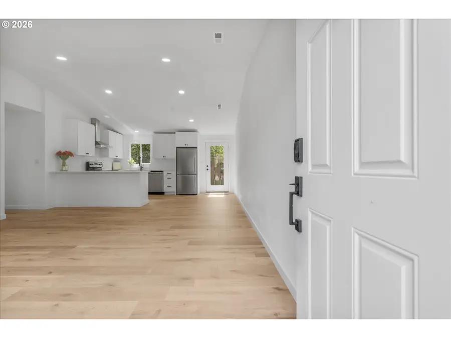 604 S Vermont St, Portland, OR 97219 - #3