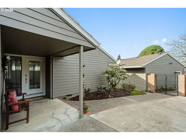 32540 SW Lake Point Ct, Wilsonville, OR 97070