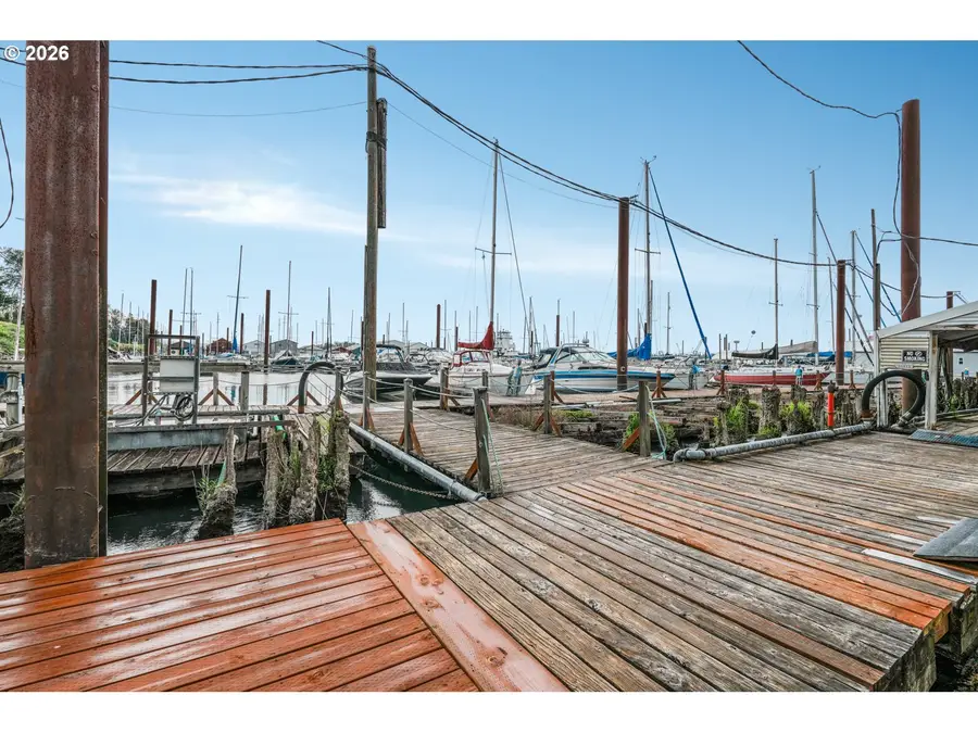 2901 NE Marine Dr #A19, Portland, OR 97211 - #3
