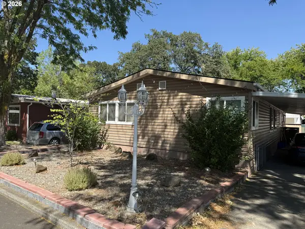 750 Division St #239, TheDalles, OR 97058