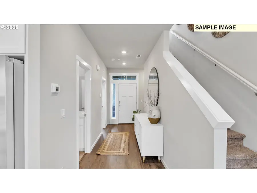 585 Withers Ct Se, Albany, OR 97322 - Image #2