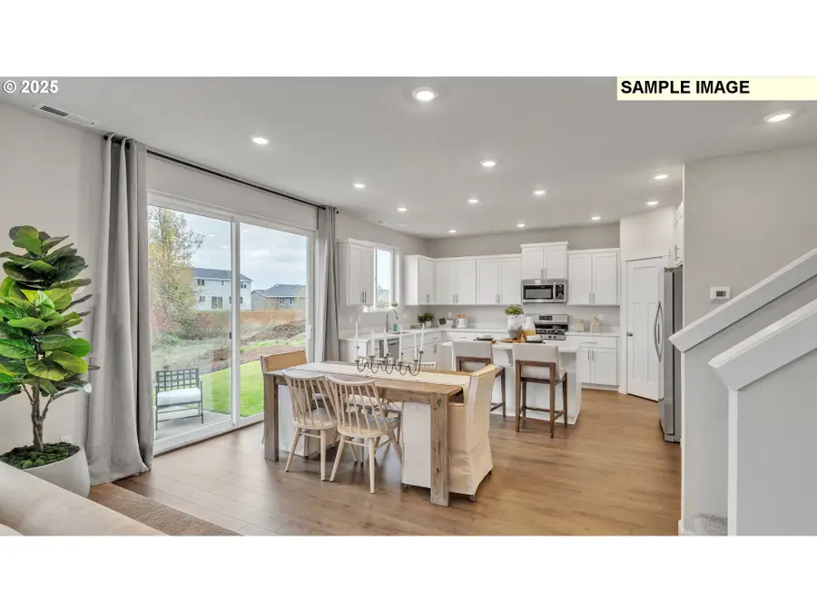 585 Withers Ct Se, Albany, OR 97322 - Image #3