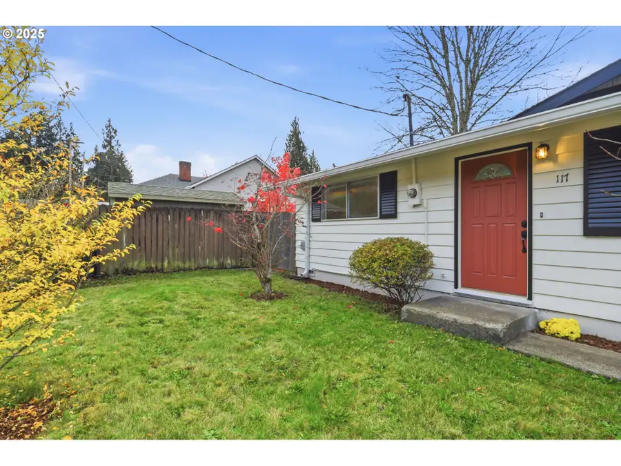 117 N 9th Ave, Ridgefield, WA 98642 - Image #2