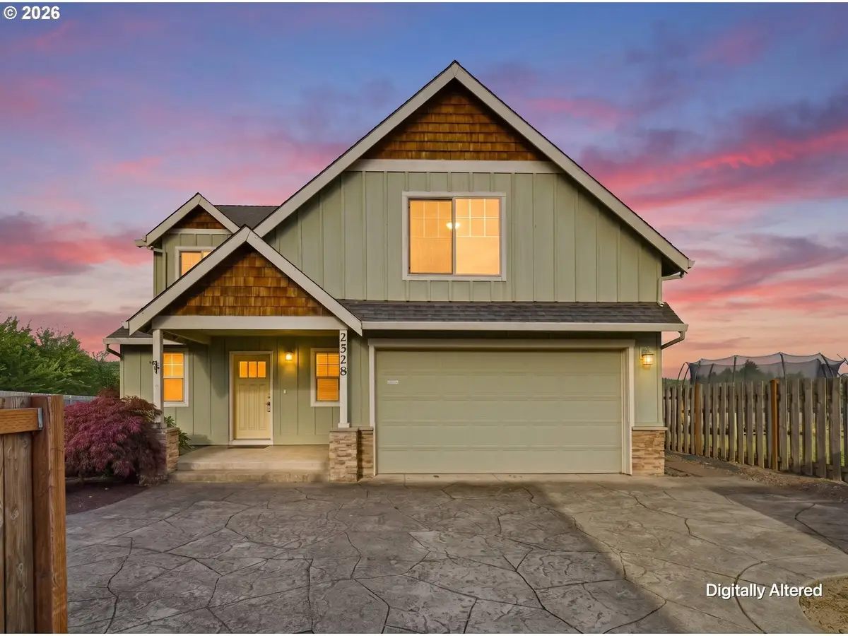 2528 N Crater Ln, Newberg, OR 97132 - #1