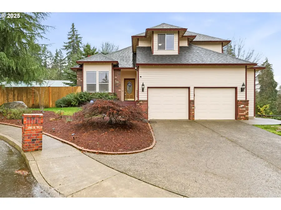 786 NE Edgehill Dr, Estacada, OR 97023 - Image #3
