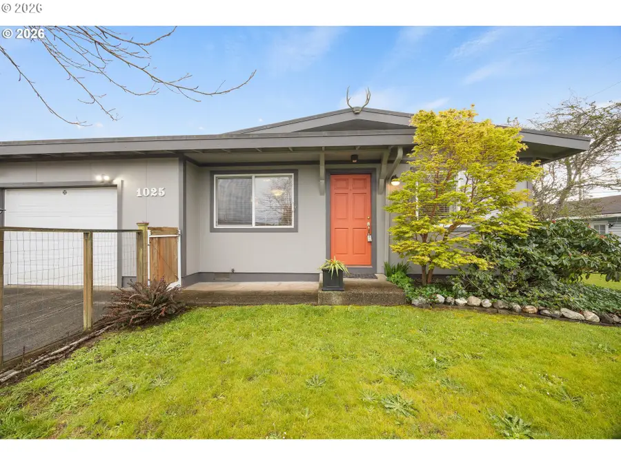 1025 Garfield Ave, Coos Bay, OR 97420 - #3