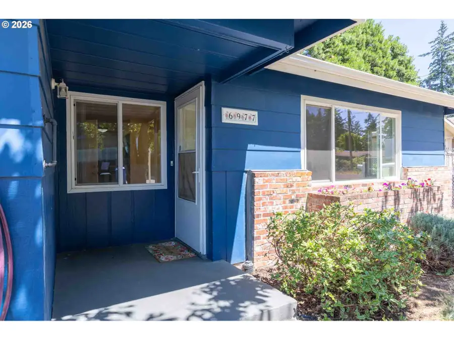 6977 SE Snider Ave, Milwaukie, OR 97222 - #2