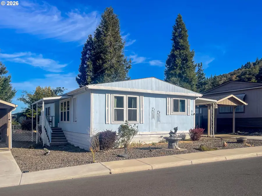 26 NE Mary Ann Ln, Roseburg, OR 97470 - #2