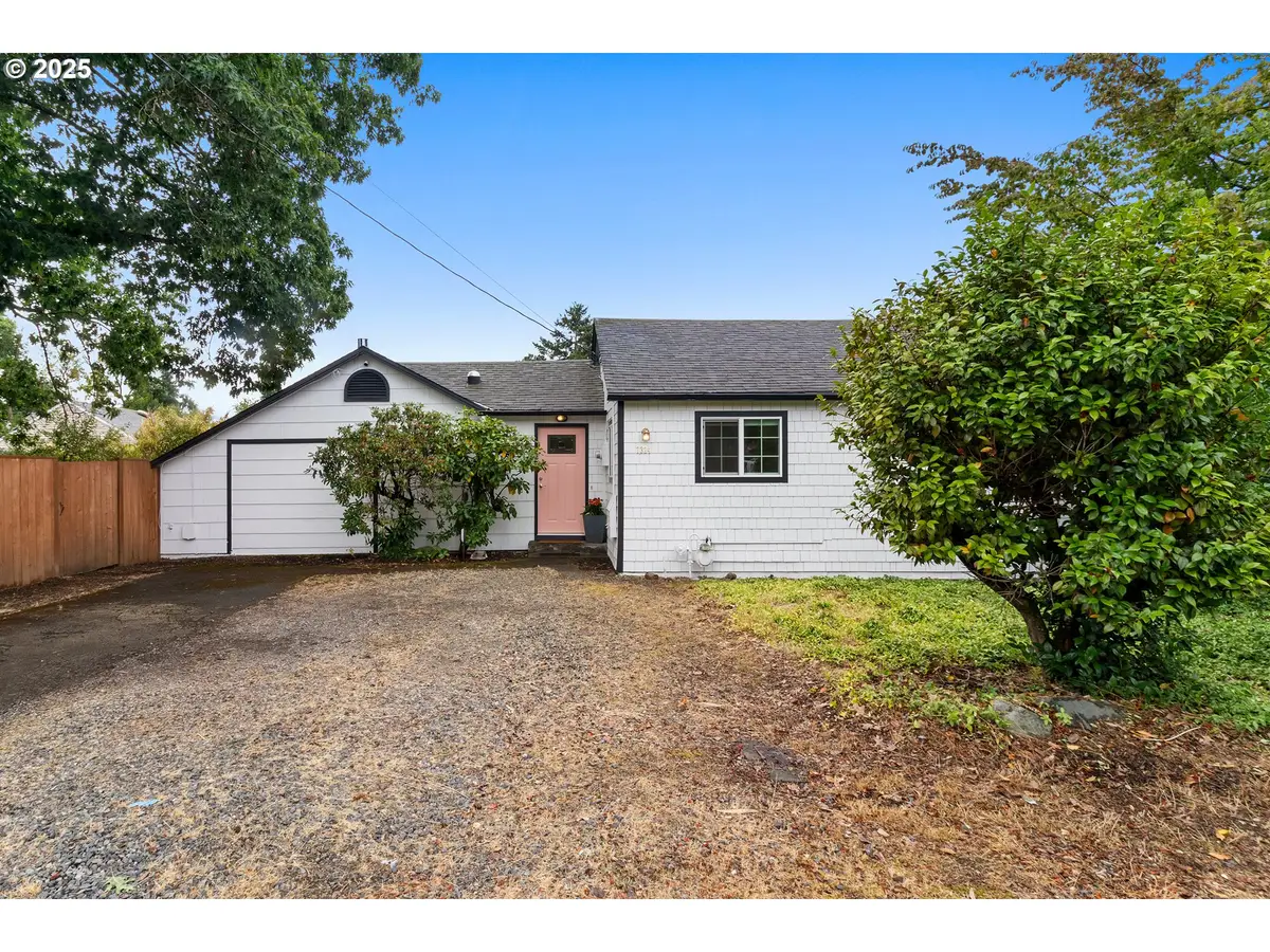 7324 SE Crystal Springs Blvd, Portland, OR 97206 - #1