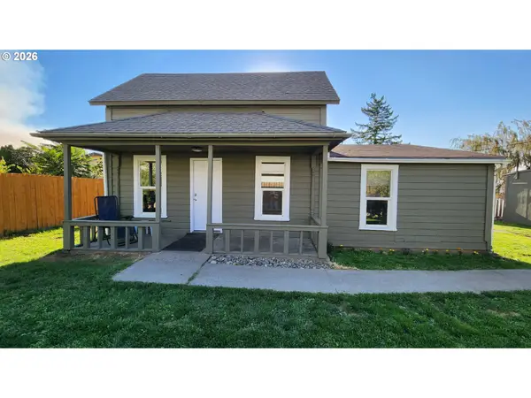 1117 Shearer St, TheDalles, OR 97058