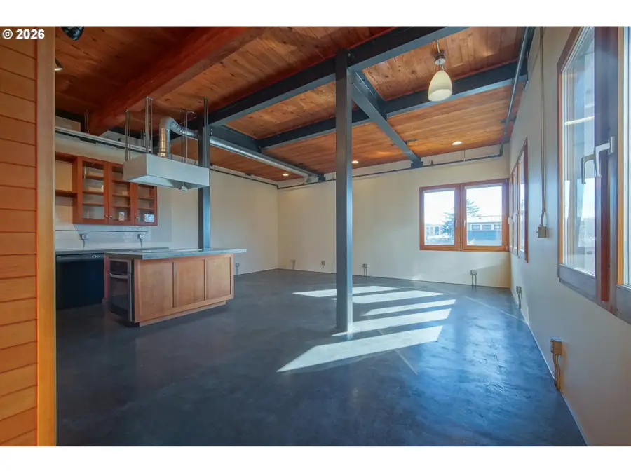 321 Mill St #5, Eugene, OR 97401 - #2