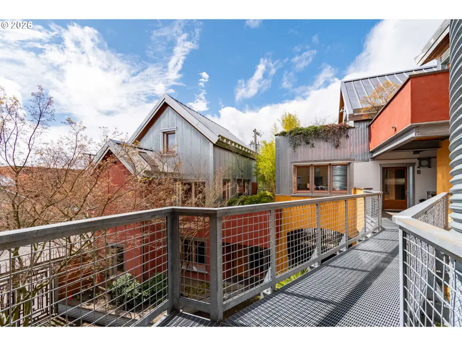 321 Mill St #5, Eugene, OR 97401 - #3