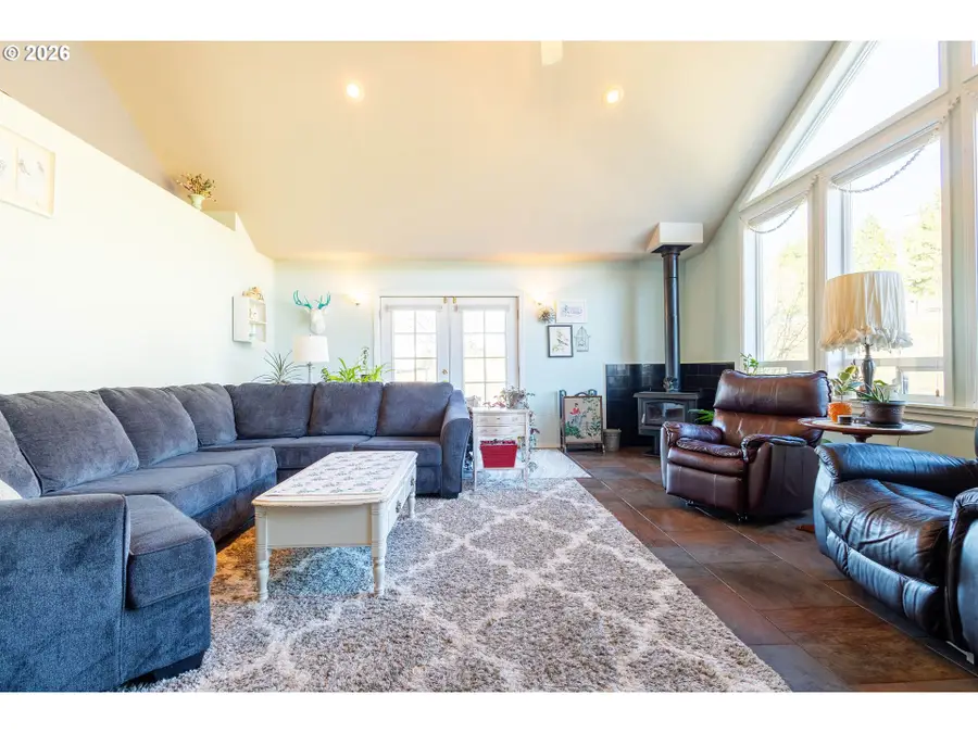 60908 Stackland Rd, Cove, OR 97824 - #3