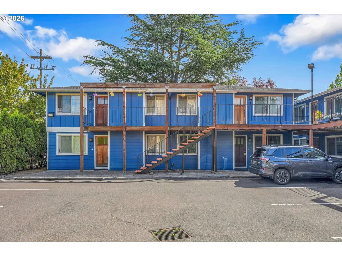 4956 NE 9th Ave #2, Portland, OR 97211 - #1