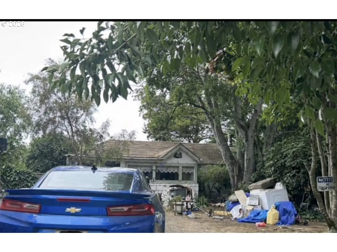 396 N Wall St, Coos Bay, OR 97420 - #1