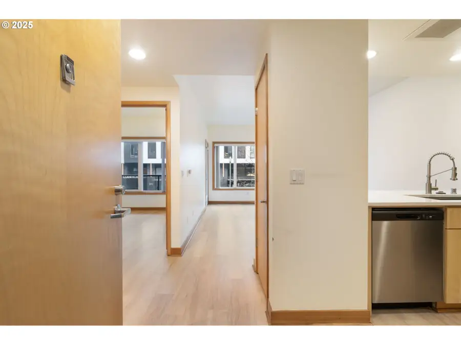 300 W 8th St #220, Vancouver, WA 98660 - Image #3