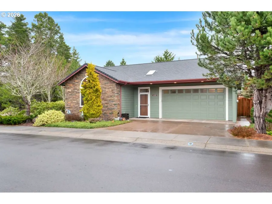 1630 38th Loop, Florence, OR 97439 - #3