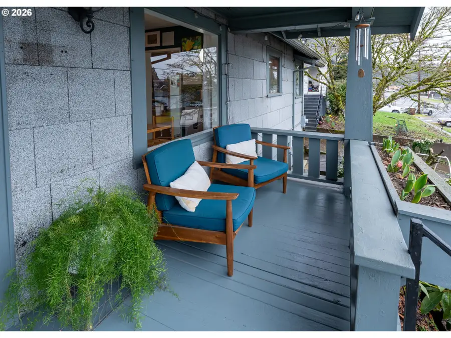 235 S 4th St, Saint Helens, OR 97051 - #3