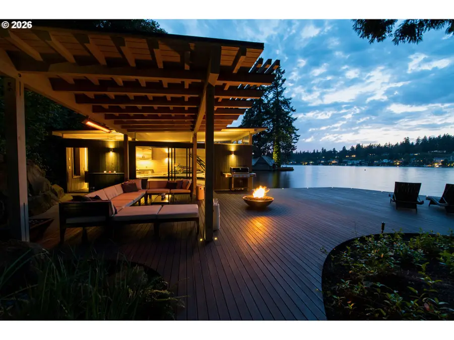 2707 Southshore Blvd, Lake Oswego, OR 97034 - #2