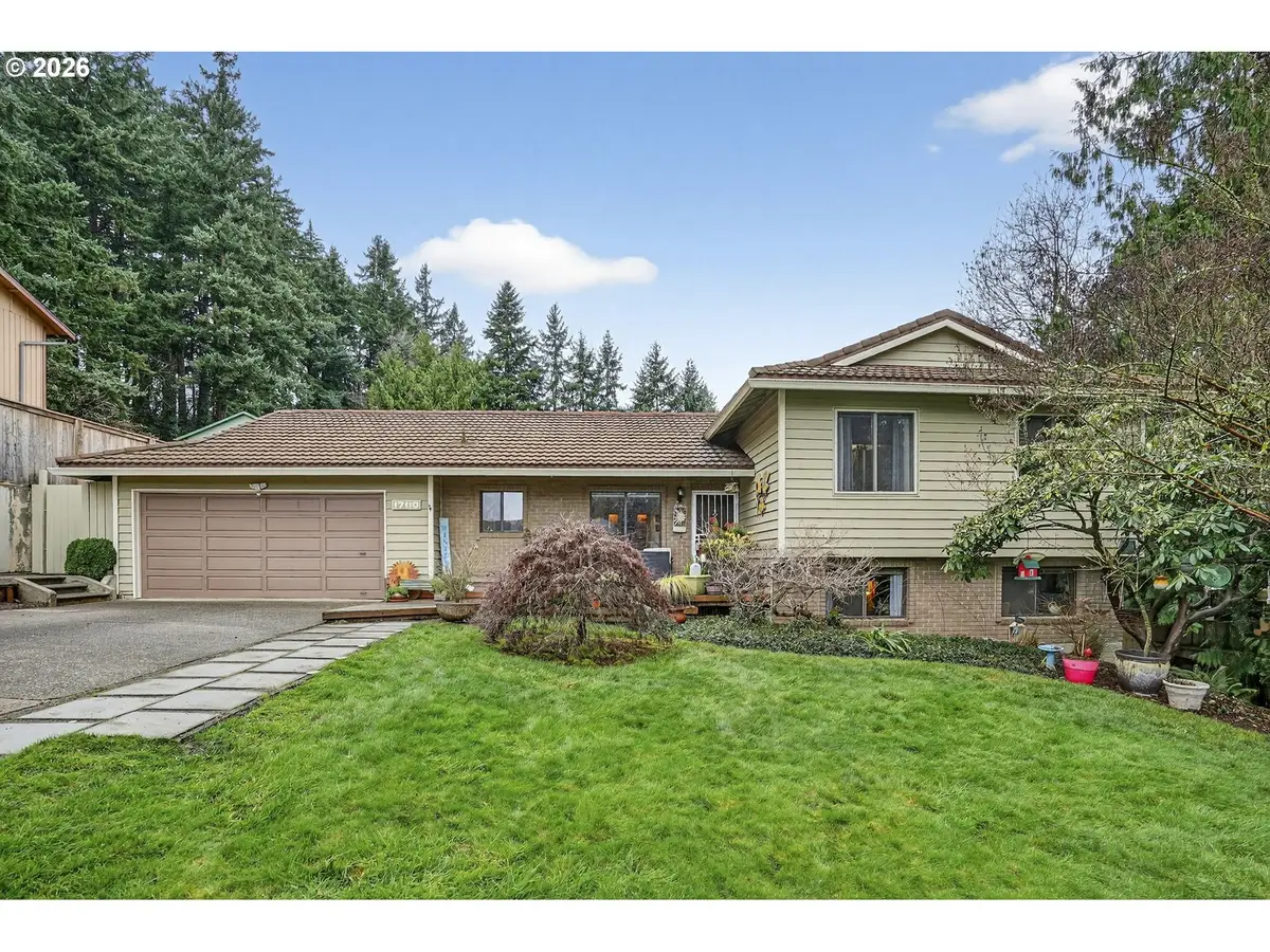 17110 Parkers Dr, Gladstone, OR 97027 - Image #1