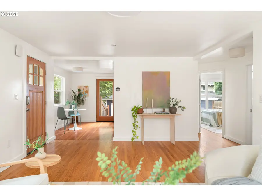5910 NE 52nd Ave, Portland, OR 97218 - #2