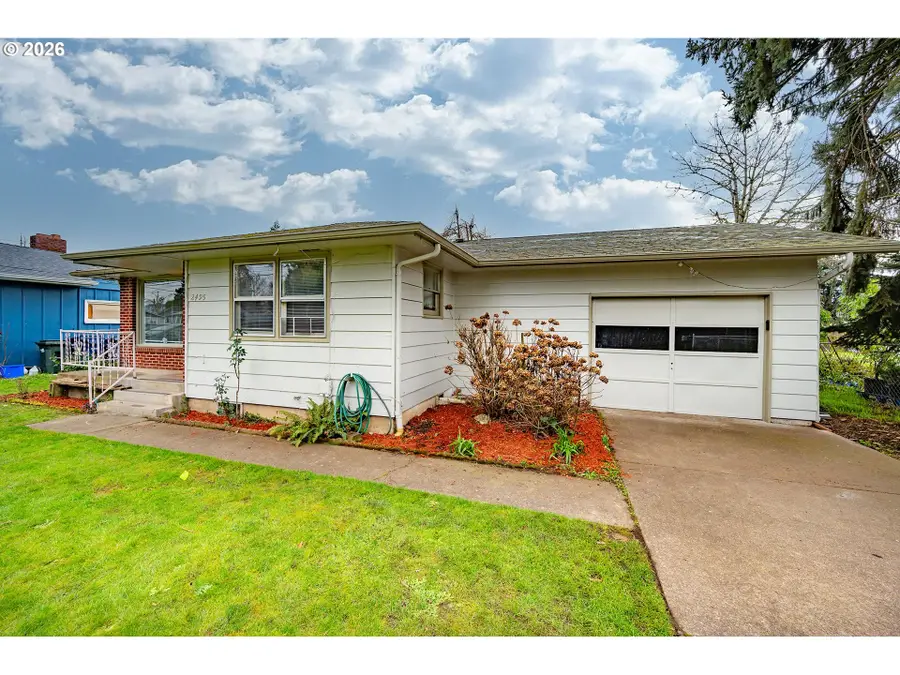 2495 G St, Springfield, OR 97477 - Image #2