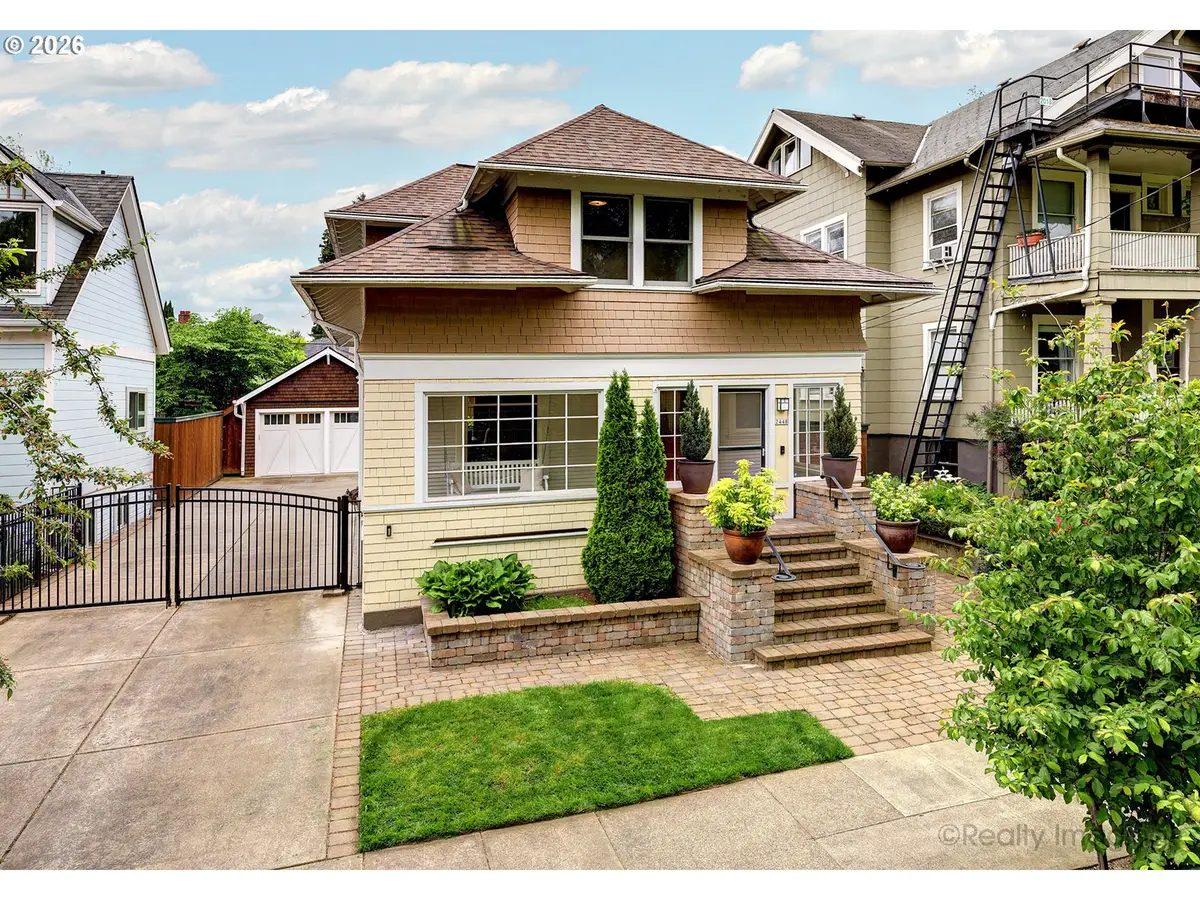 2448 NW Savier St, Portland, OR 97210 - #1
