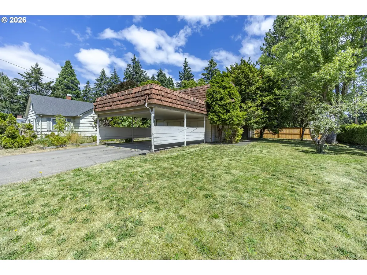 2209 Cal Young Rd, Eugene, OR 97401 - #1