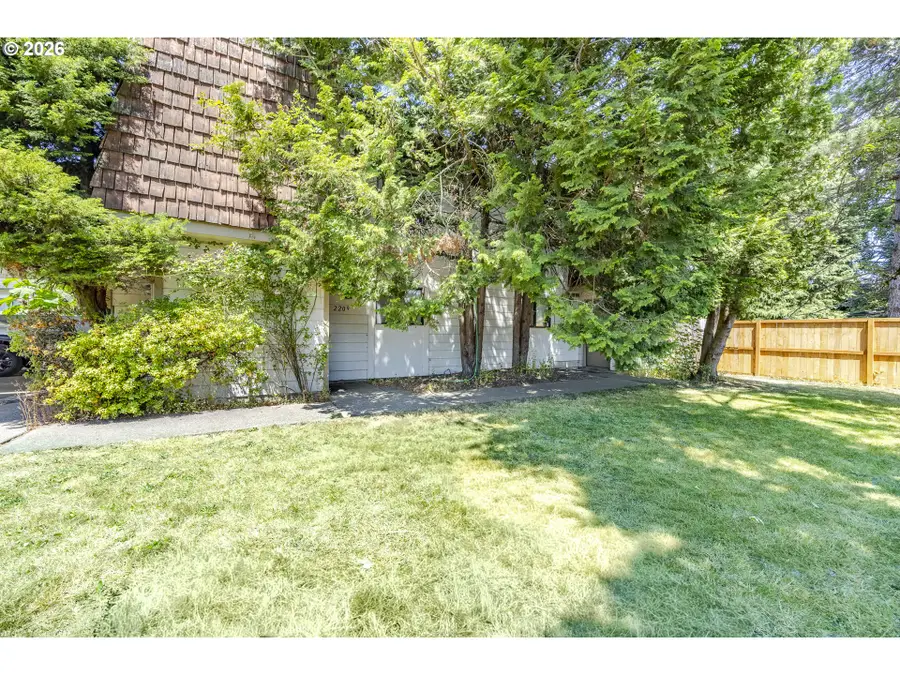 2209 Cal Young Rd, Eugene, OR 97401 - #3