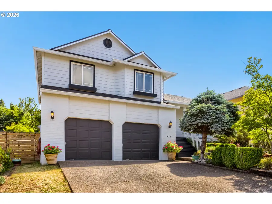 428 SE 10th St, Troutdale, OR 97060 - #2
