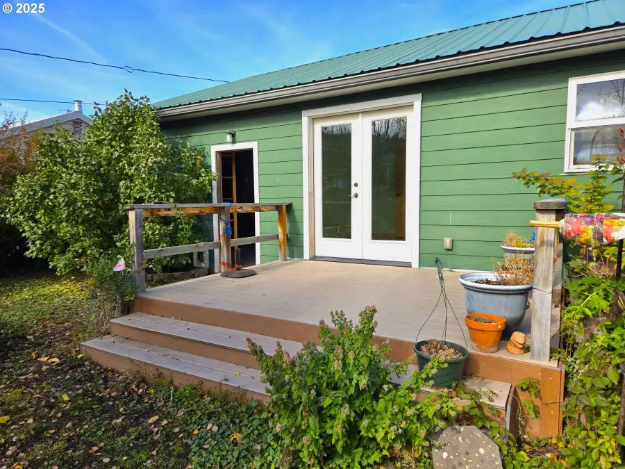 212 NW 5th Ave, John Day, OR 97845 - Image #2