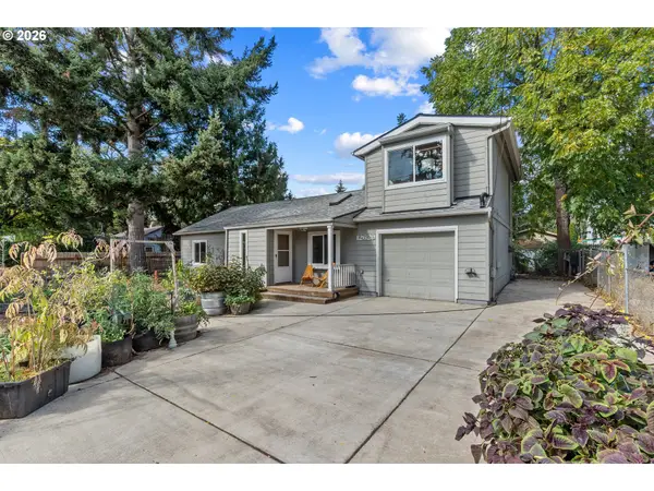12629 SE Reedway St, Portland, OR 97236