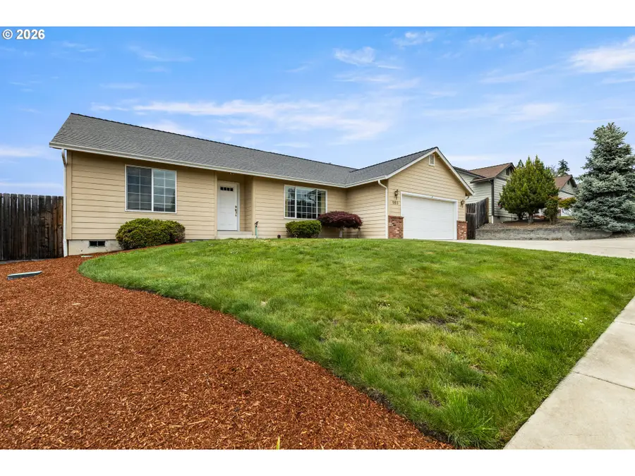 186 Woodduck St, Winston, OR 97496 - #2