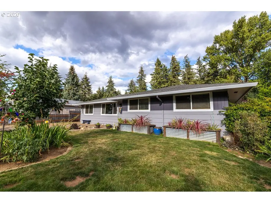 22180 S Leslie Ave, Beavercreek, OR 97004 - #3
