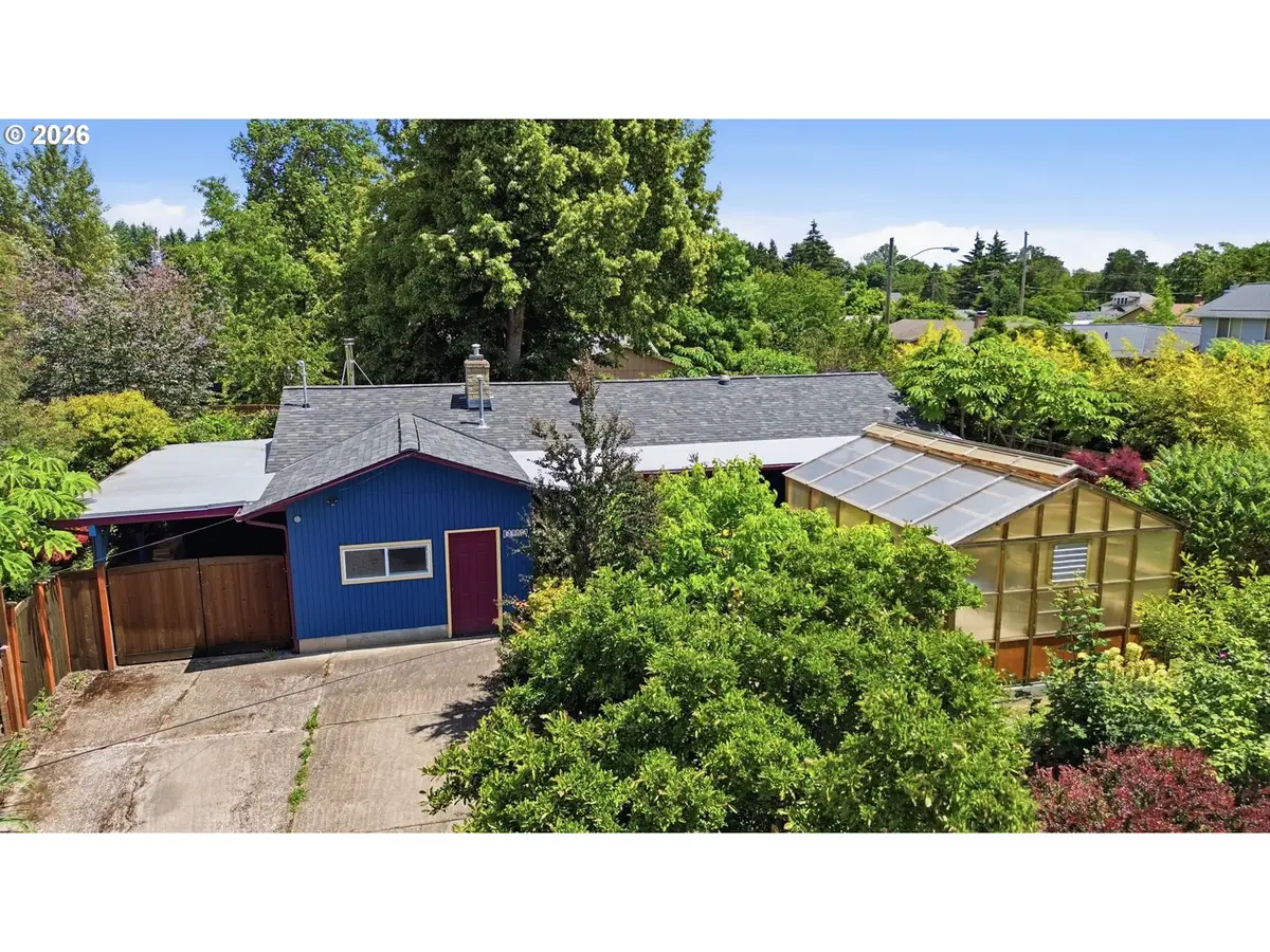 3987 Andover St, Eugene, OR 97404 - #1
