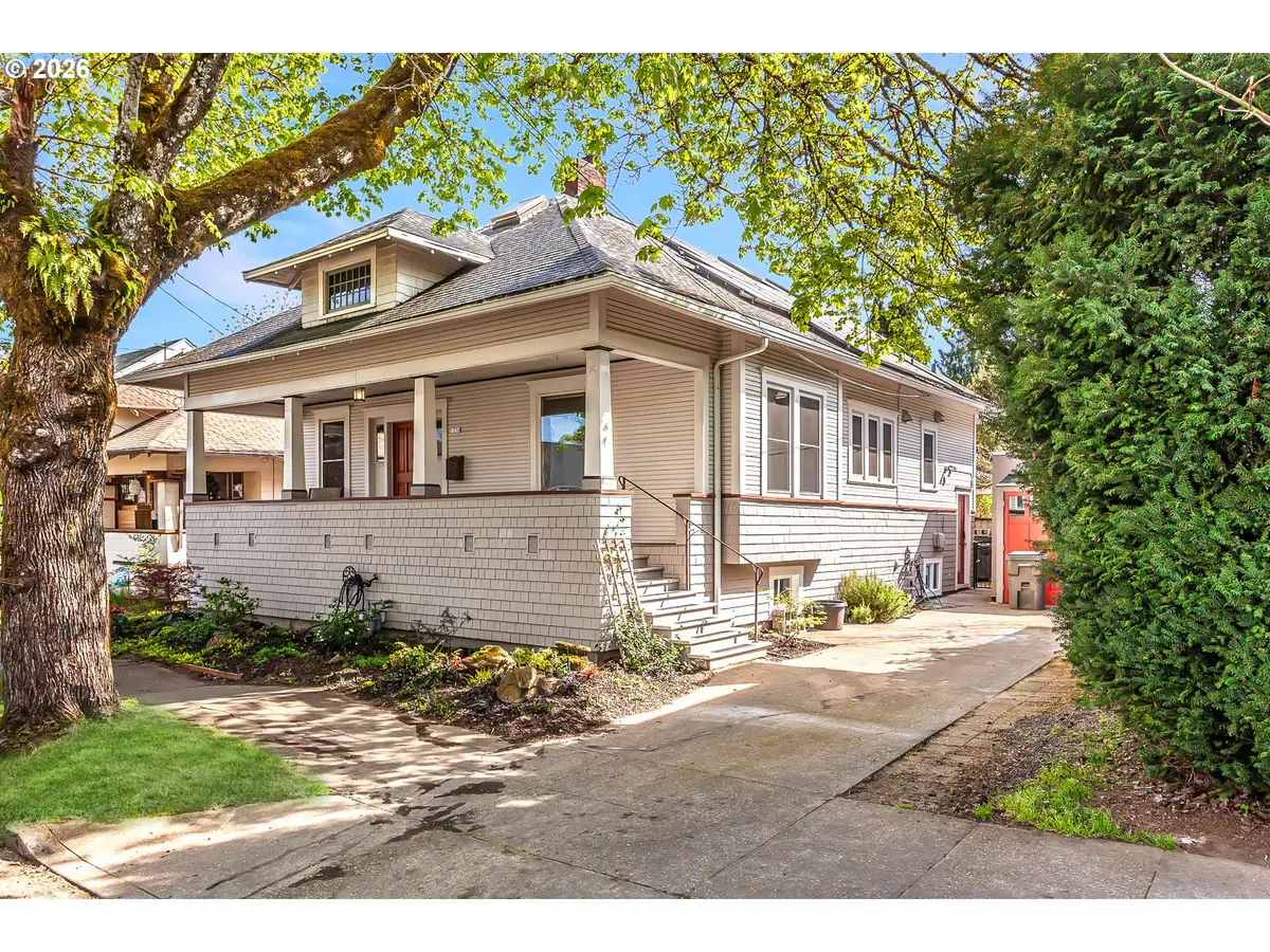 1230 SE 32nd Pl, Portland, OR 97214 - #1