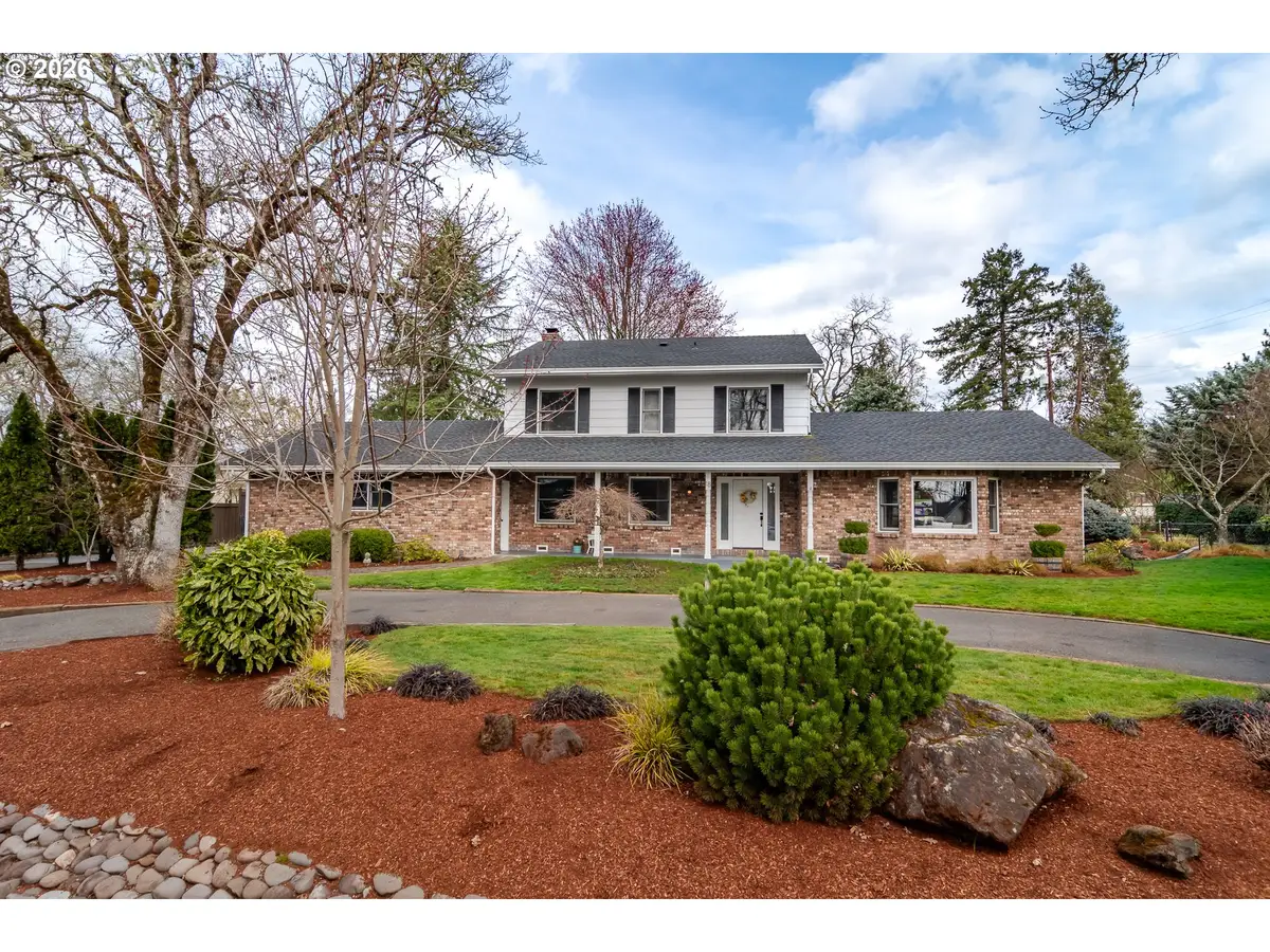 18 Royal Oaks Dr, Roseburg, OR 97471 - #1