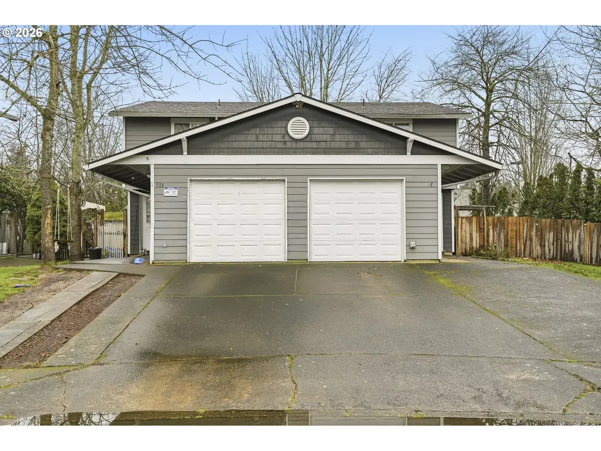 912 NE Hacienda Ct, Gresham, OR 97030 - Image #1