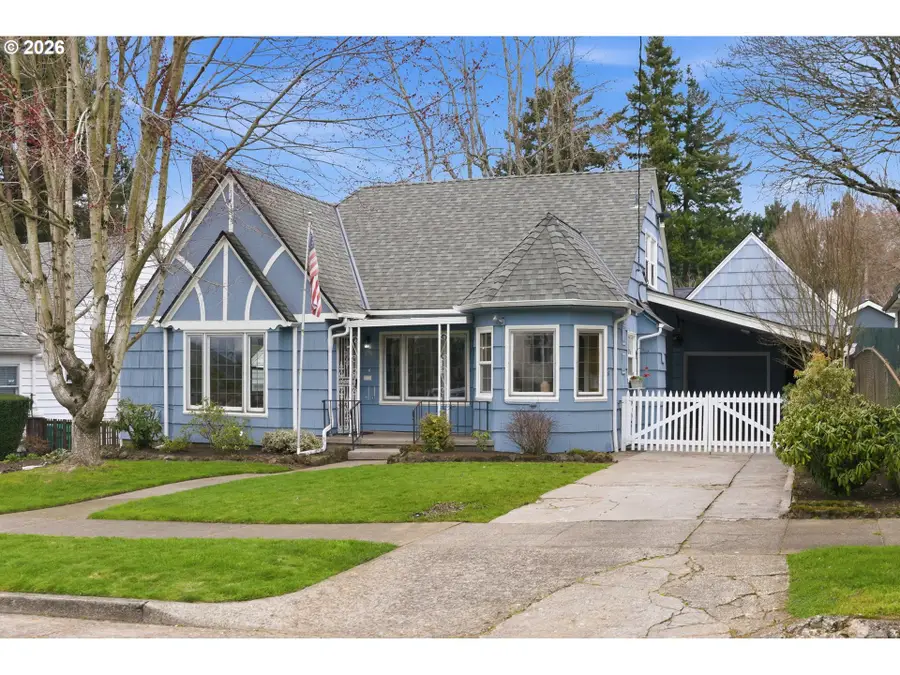 3757 SE Tolman St, Portland, OR 97202 - #2