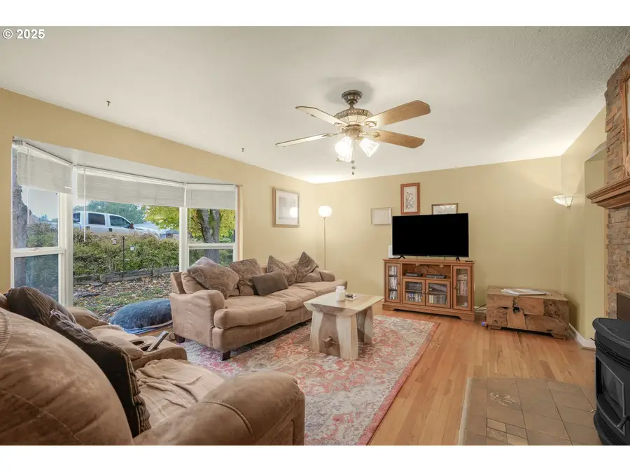 3700 NE 53rd St, Vancouver, WA 98661 - Image #2