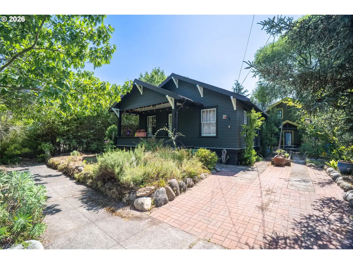 5724 NE Hoyt St, Portland, OR 97213 - #1