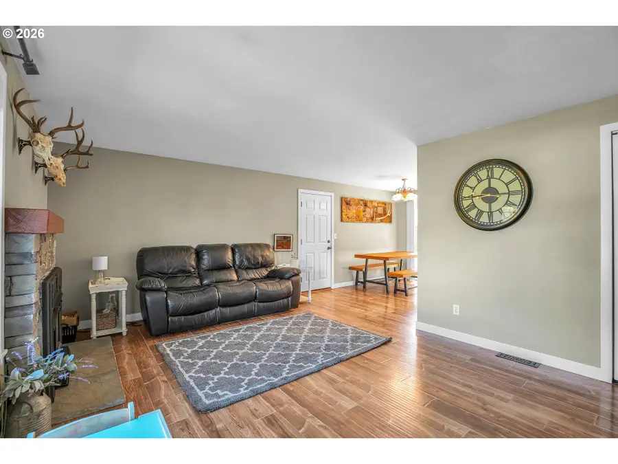 1334 NE 22nd St, Gresham, OR 97030 - #2