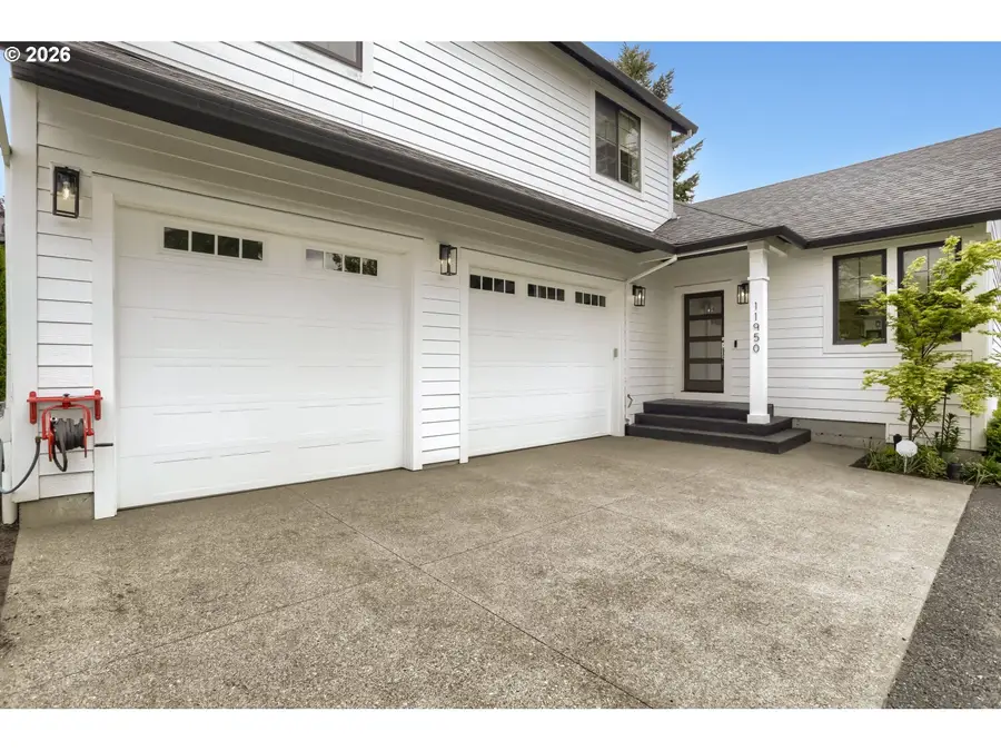 11950 SE Valley View Ter, Northwest Clackamas, OR 97086 - #2