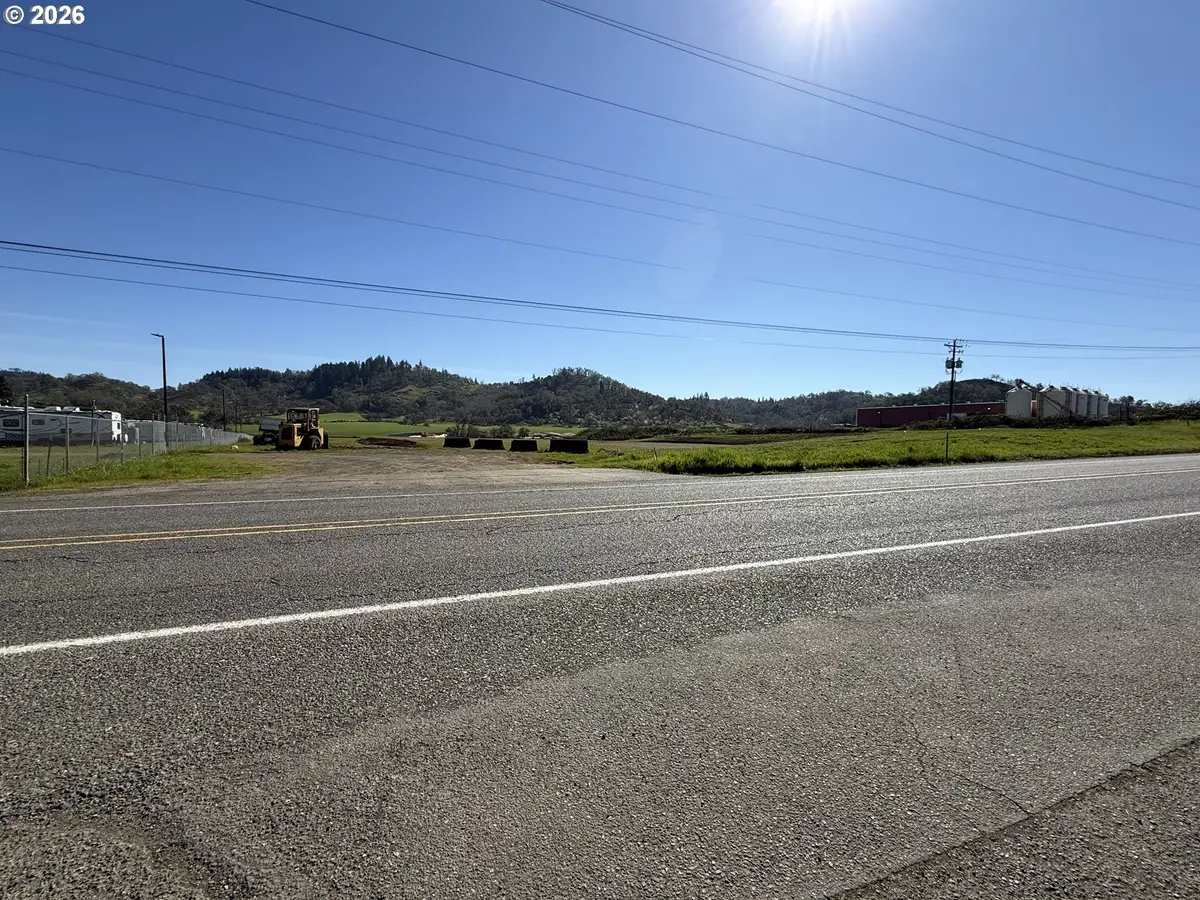 7849 Old Highway 99, Roseburg, OR 97470 - #1