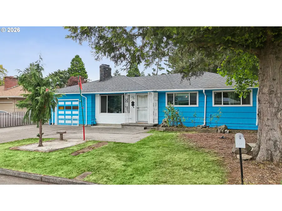 2236 SE 185th Ave, Portland, OR 97233 - #2